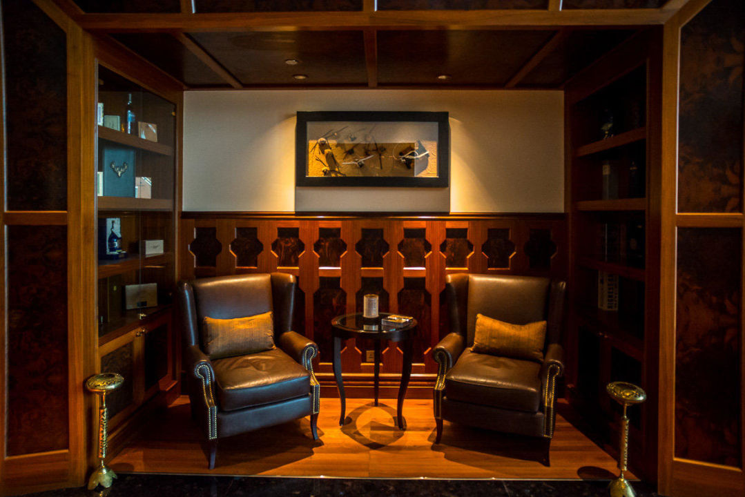 Cigar Lounge Hotel St Regis Abu Dhabi Abu Dhabi Holidaycheck