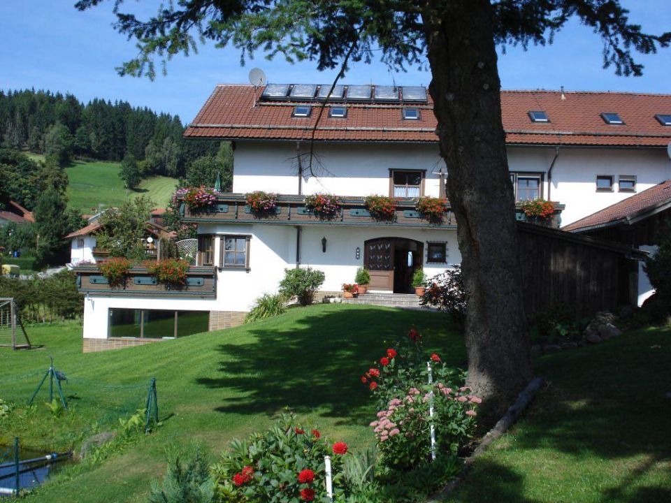 "Hauptgebäude" Hotel Haus am Berg (Rinchnach