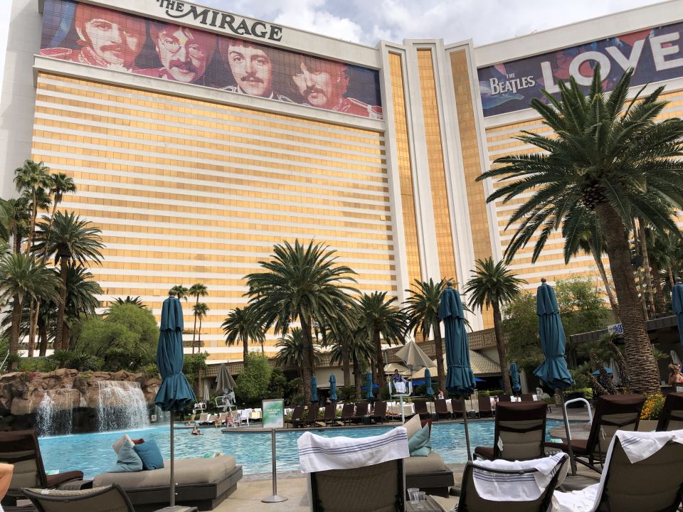"Pool" The Mirage (Las Vegas) • HolidayCheck (Nevada USA)