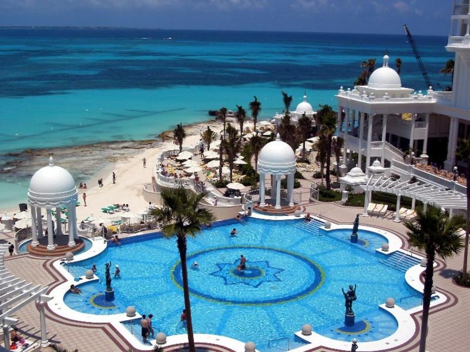 Riu Palace Las Americas Cancun Pool Hotel Riu Palace Las Americas