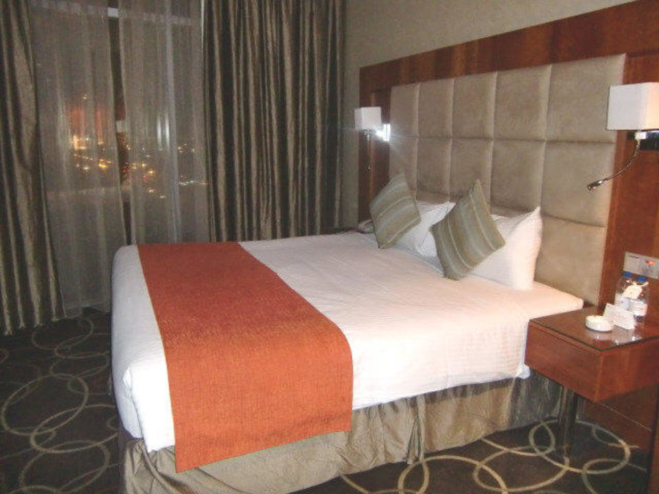 "Das Bett" Carlton Al Barsha (Dubai) • HolidayCheck (Dubai ...