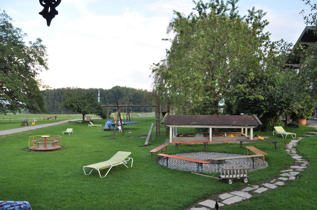 "Spielplatz Für Kinder" Moierhof - Der Ferienbauernhof Am Chiemsee ...