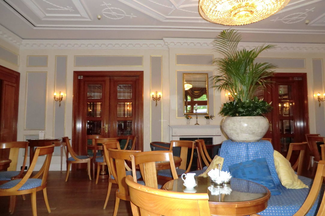 "Wiener Kaffeehaus" Best Western Premier Grand Hotel Russischer Hof ...