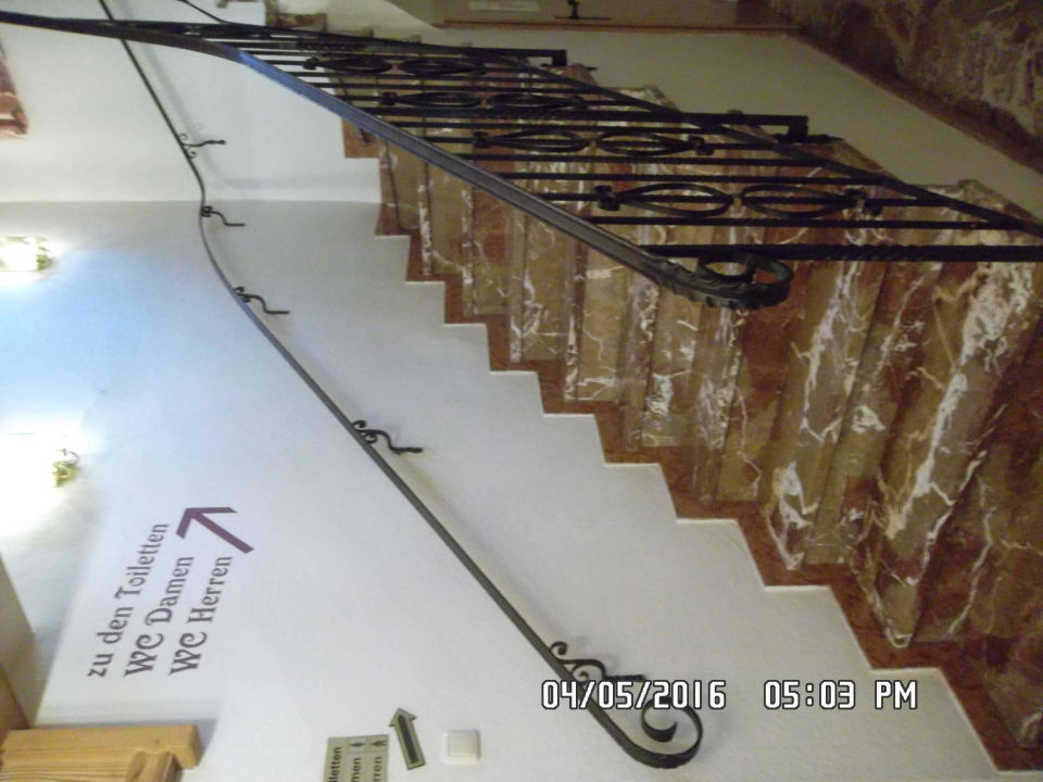 "Die Treppe zu den Schlafzimmern" Hotel Königssee (Schönau am Königssee