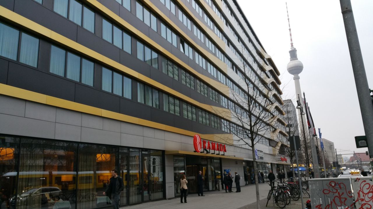 aussen-h4-hotel-berlin-alexanderplatz-berlin-mitte-holidaycheck