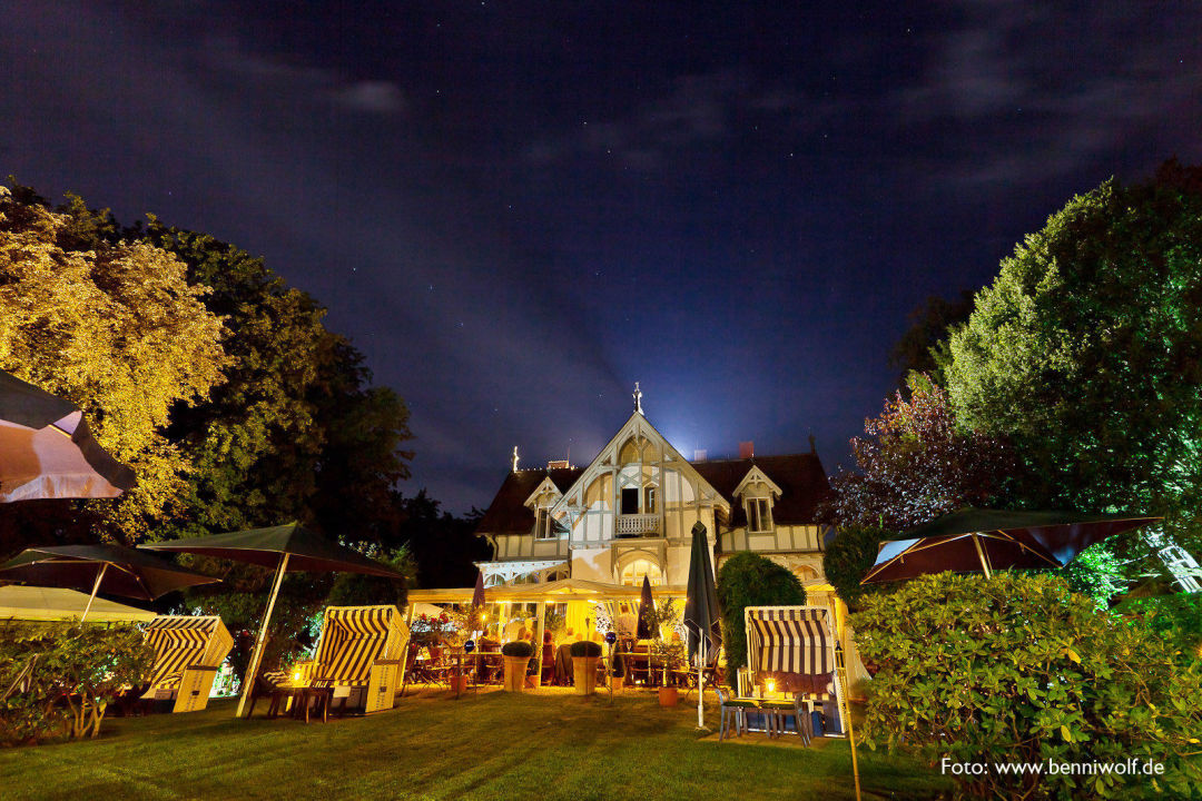  Villa In Der Abendd mmerung Villa Barleben Am See Konstanz 