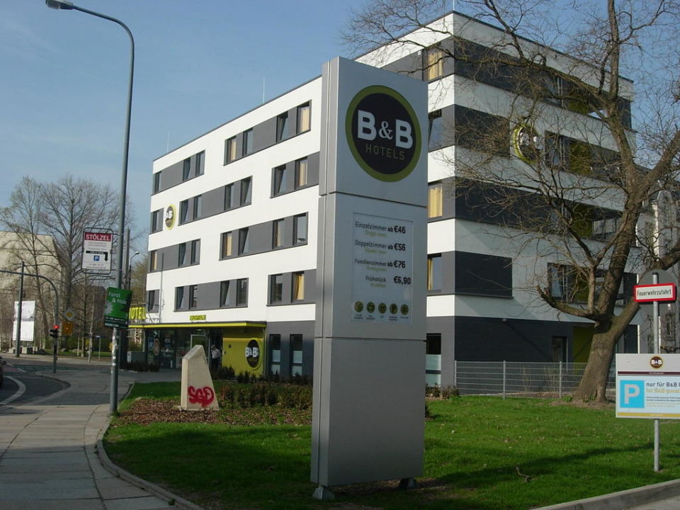 Aussenansicht B B Hotel Dresden Dresden Holidaycheck Sachsen Deutschland
