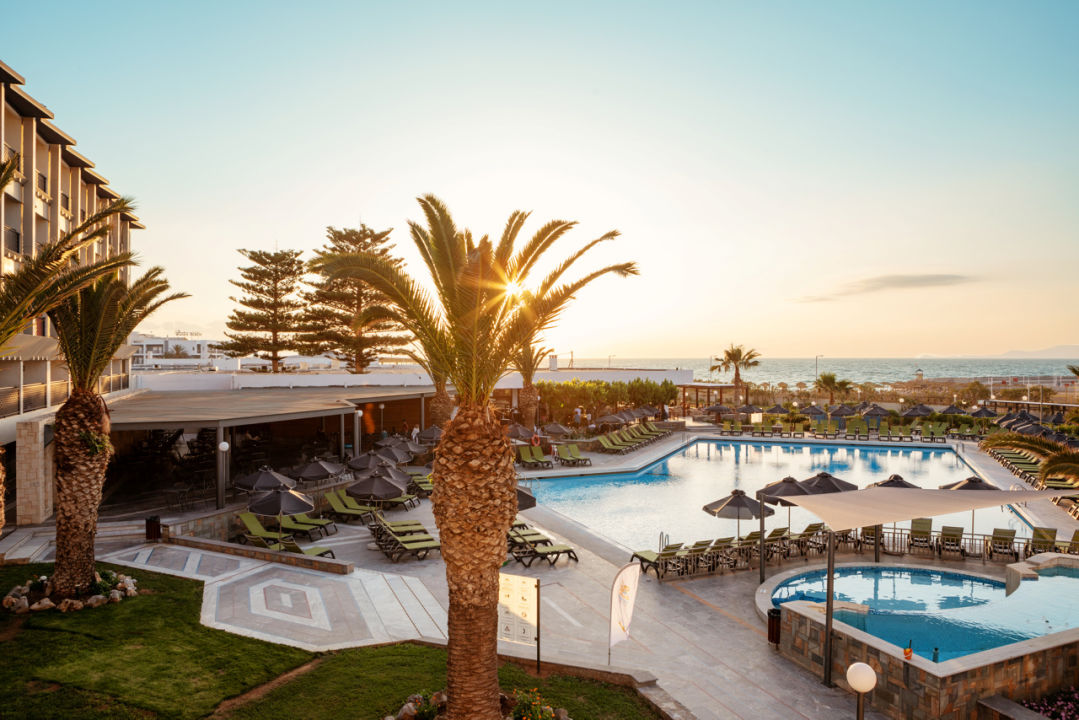 marina beach swimming pool