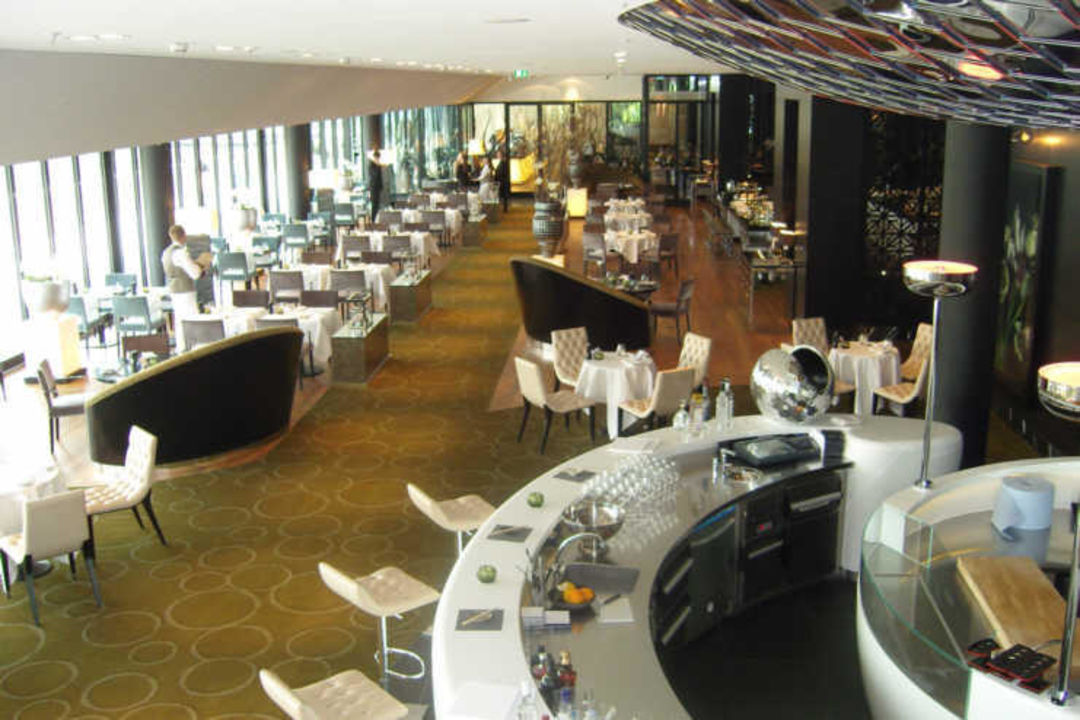 Dox Hotel Hyatt Regency Dusseldorf Dusseldorf Holidaycheck Nordrhein Westfalen Deutschland