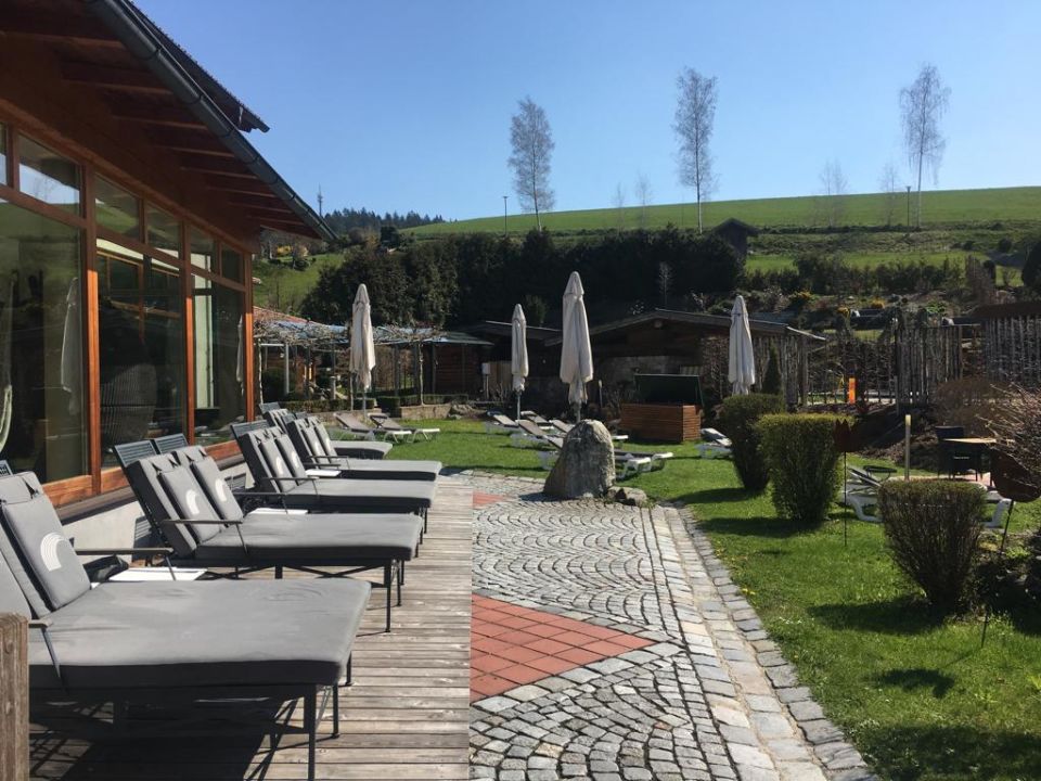"Gartenanlage" Hotel Regenbogenland Zum Kramerwirt (Geiersthal