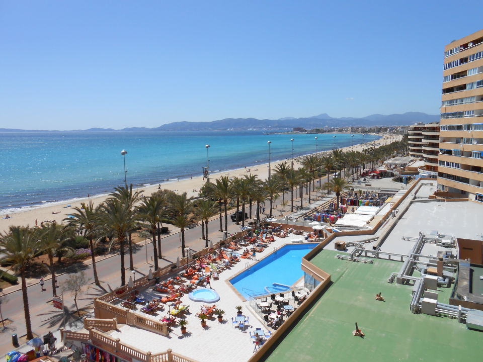 Blick Vom Zimmer Auf Pool Und Meer Allsun Hotel Pil Lari Playa