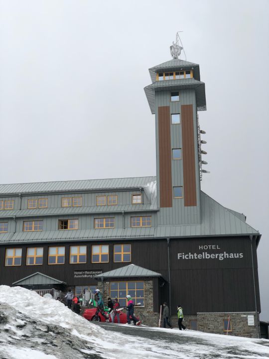 "Außenansicht" Hotel Fichtelberghaus (Oberwiesenthal) • HolidayCheck ...