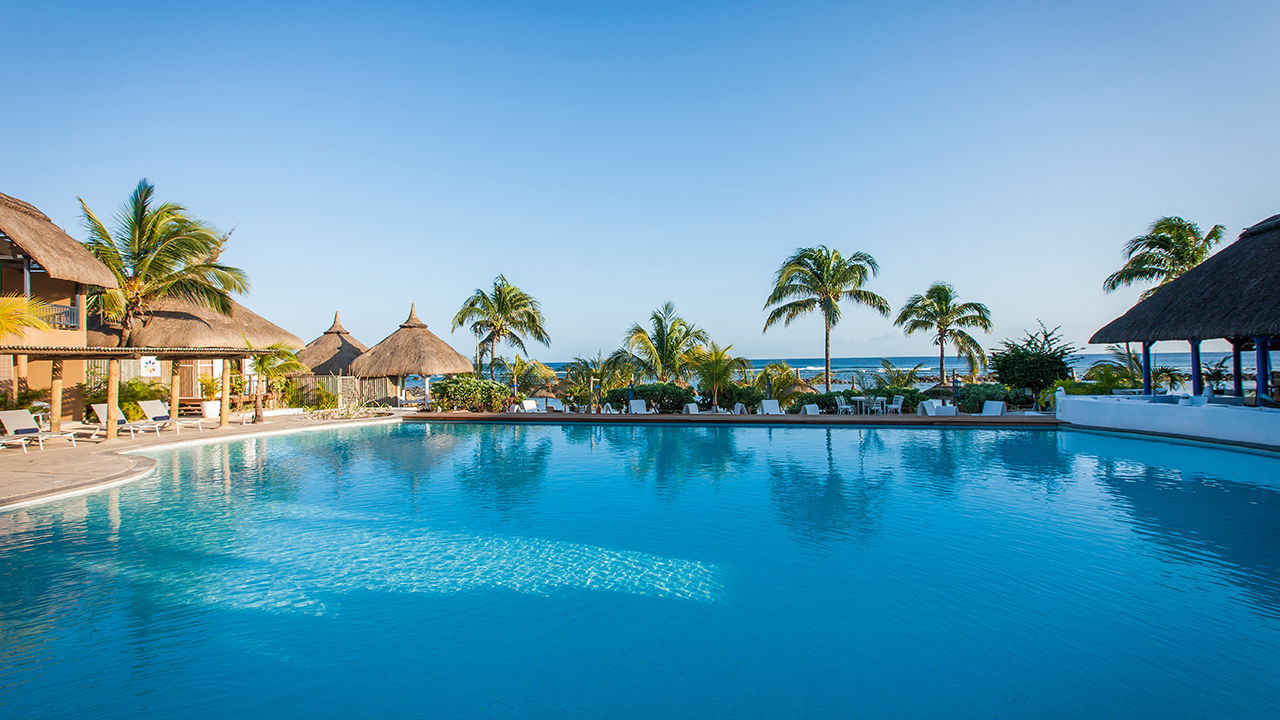  Pool Veranda Pointe aux Biches Hotel Pointe aux Piments 