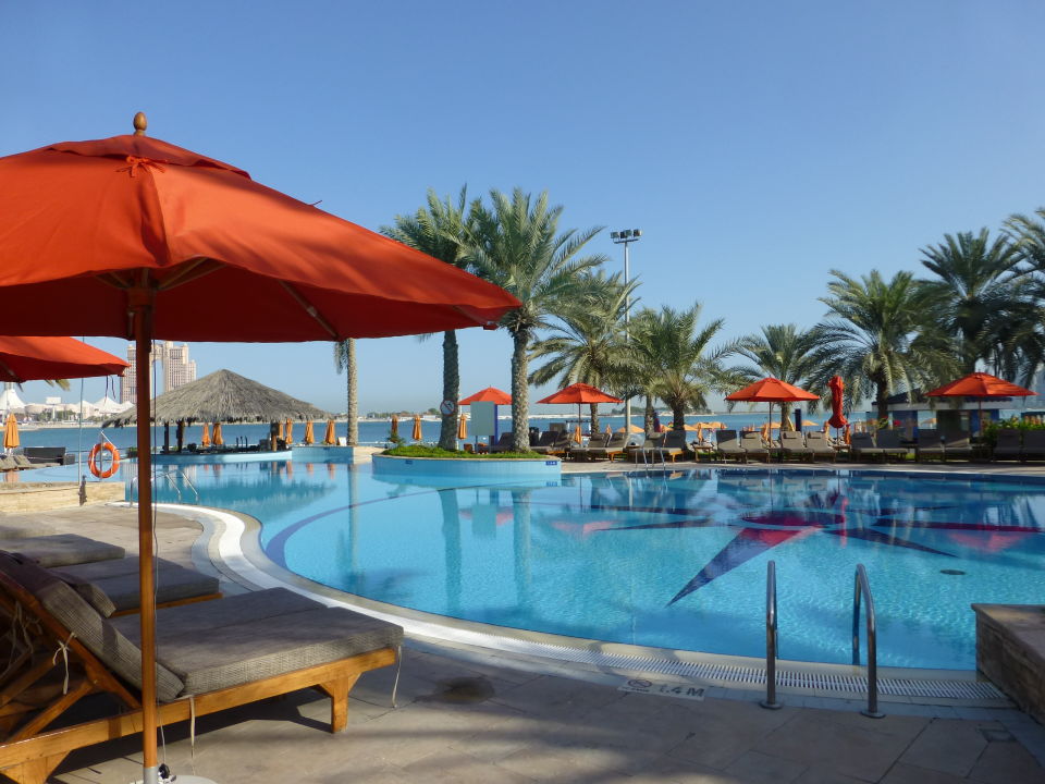 "Pool" Radisson Blu Hotel & Resort Abu Dhabi Corniche (Abu Dhabi