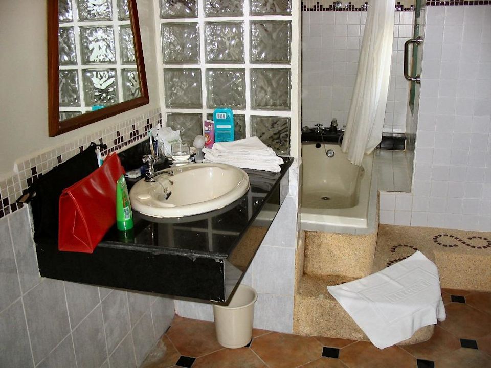 "Badezimmer Bild #4" Hotel Arayaburi Boutique Resort (Samrong Bay