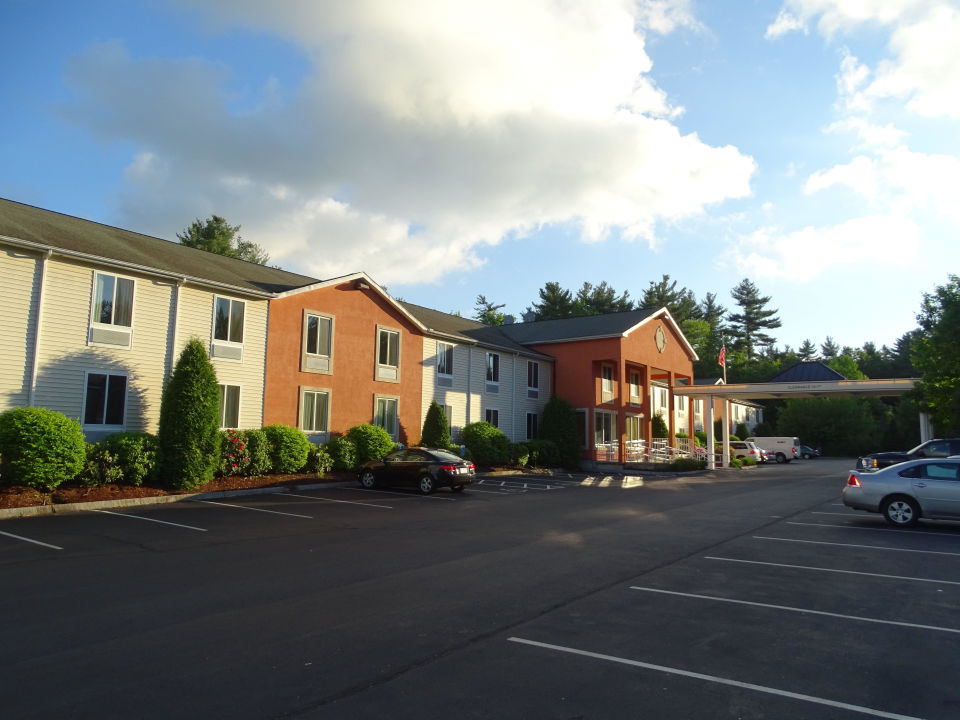 "Front" Quality Inn Merrimack (Merrimack) • HolidayCheck (New Hampshire