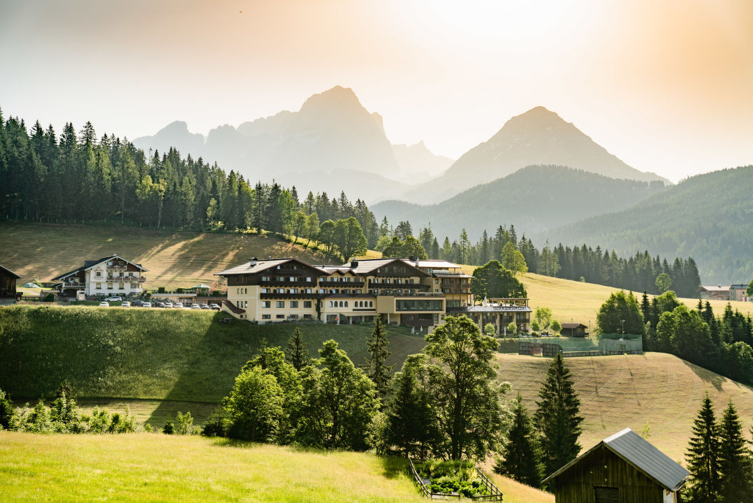 Außenansicht Hotel Neubergerhof Filzmoos • Holidaycheck Salzburger Land Österreich 1735