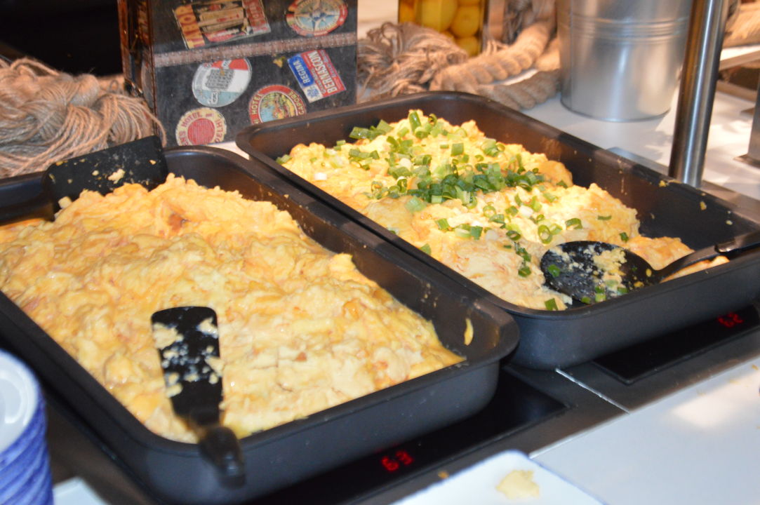 Download Jufa Hotel Hamburg Hafencity Background