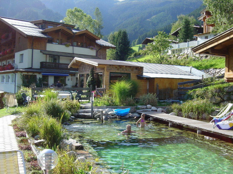 "Schwimmteich Hotel Daxer" Gartenhotel Daxer (Zell am See