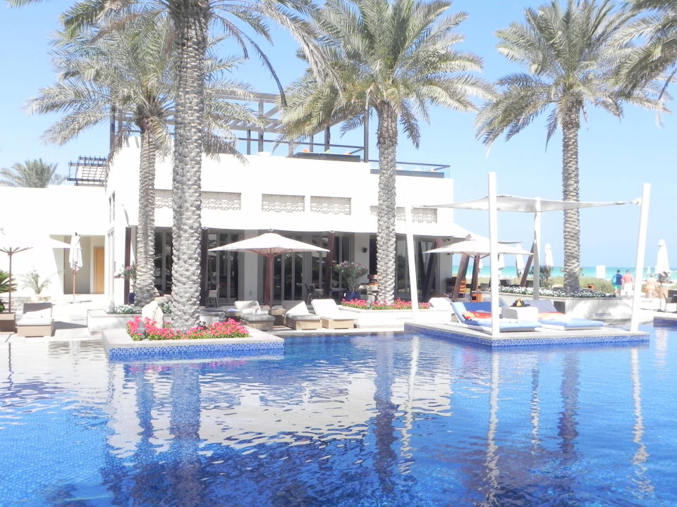 "Infinity pool and The Beach House" Park Hyatt Abu Dhabi Hotel and