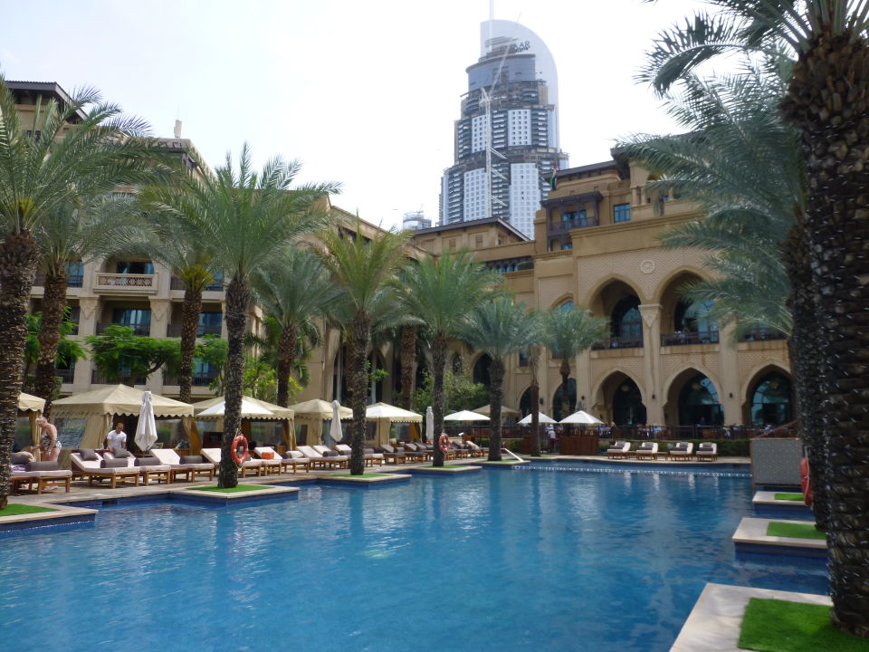 "Pool" The Palace Downtown Dubai Hotel (Dubai) • HolidayCheck (Dubai ...