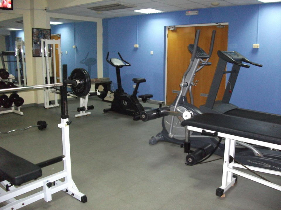 "Fitnessraum im Keller" Hotel Nestor (Agia Napa / Ayia Napa