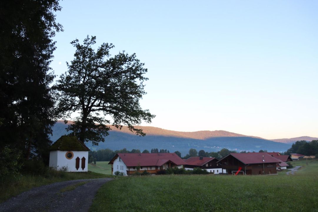 "Außenansicht" Erlebnisbauernhof Achatz (Arnbruck) • HolidayCheck ...