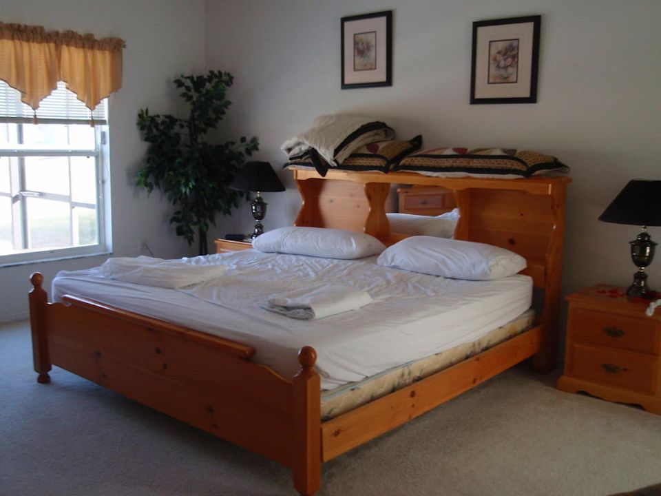 "Schlafzimmer unten" Advantage Vacation Homes (Champions Gate