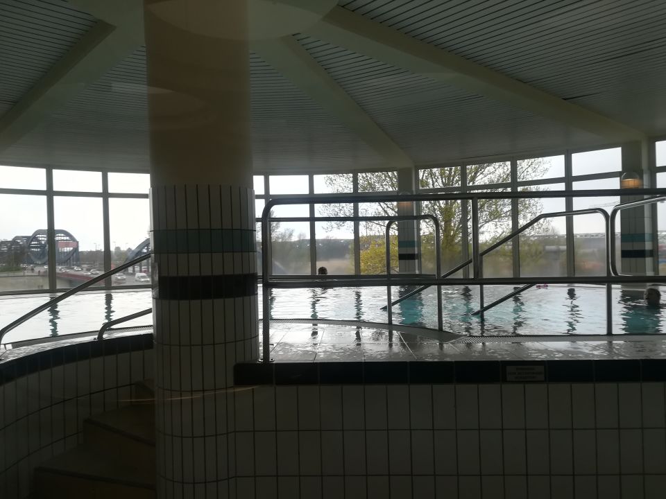 hamburg community pool