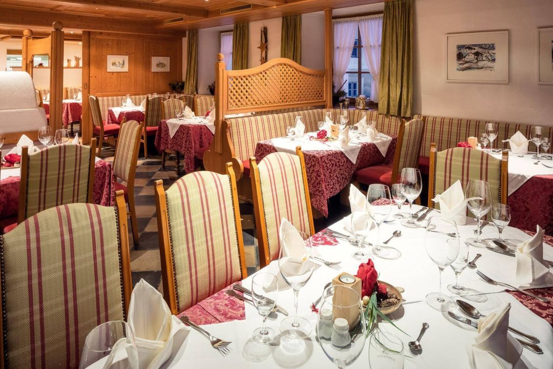 "Rustikaler Speisesaal" Hotel Post (Nauders) • HolidayCheck (Tirol