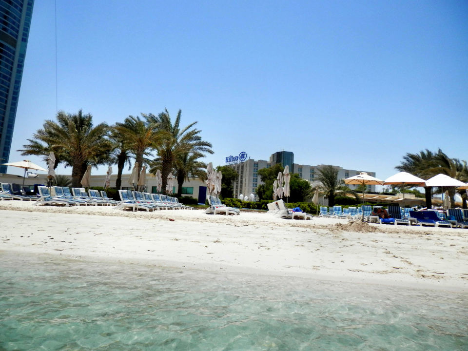 Hilton Beach Club Strand Radisson Blu Hotel And Resort Abu Dhabi