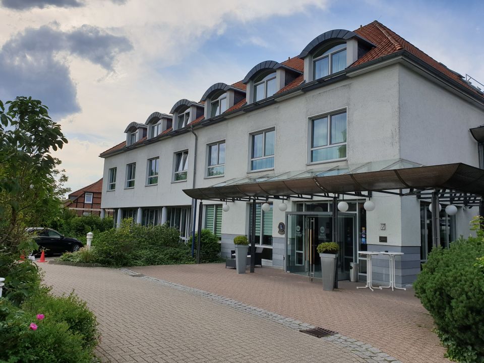 "Außenansicht" Best Western Hotel Heidehof (Hermannsburg ...