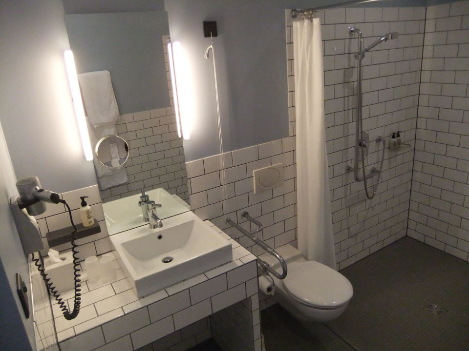 Badezimmer Ku Damm 101 Hotel Berlin Charlottenburg Wilmersdorf Holidaycheck Berlin Deutschland