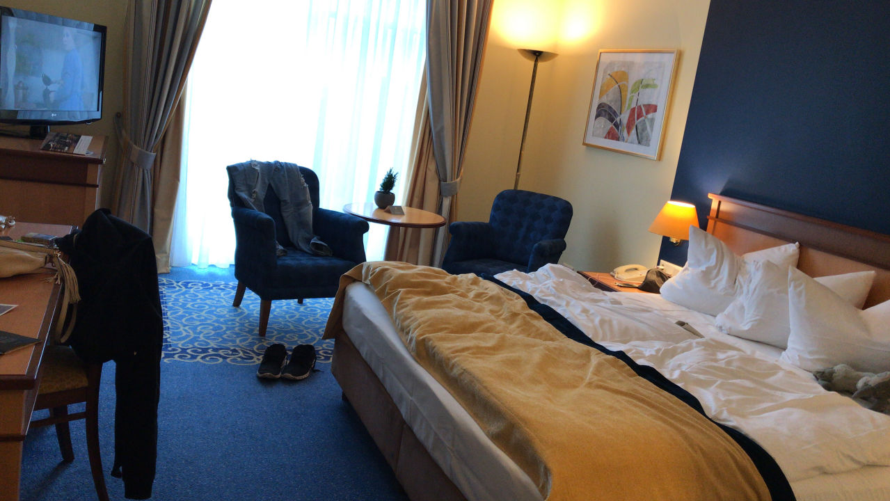 &quot;Zimmer&quot; SCHLOSS Fleesensee (GöhrenLebbin) • HolidayCheck (Mecklenburg