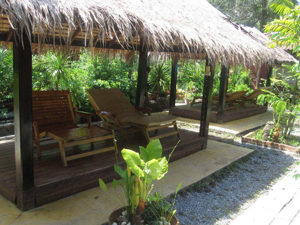 "Zum Chillen im Garten" Hotel Lantawadee (Long Beach
