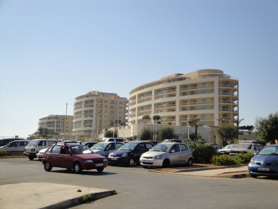 "Plaza Golden Bay Malta" Radisson Blu Resort & Spa Malta Golden Sands ...