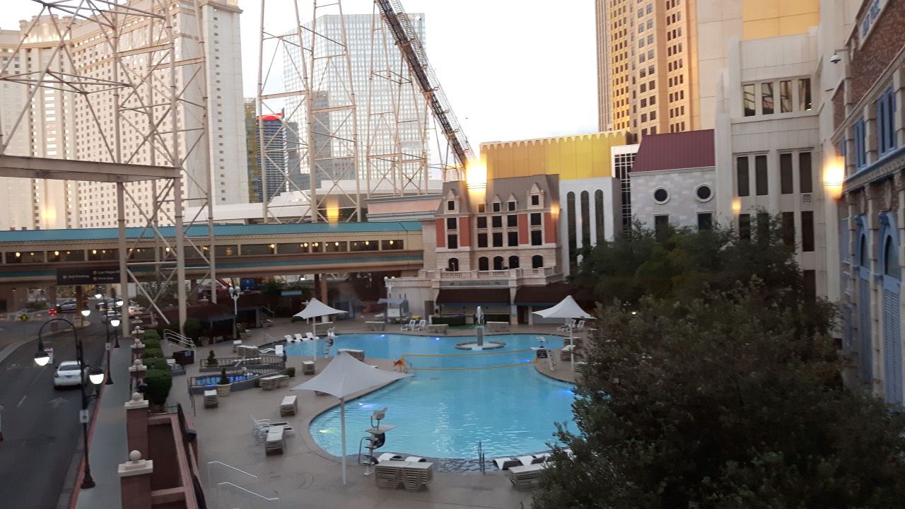 "Pool" Hotel New York New York (Las Vegas) • HolidayCheck (Nevada USA)