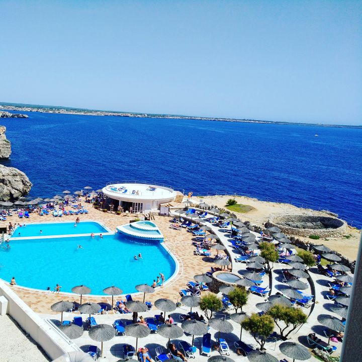 "Pool" Globales Almirante Farragut (Ciutadella) • HolidayCheck (Menorca