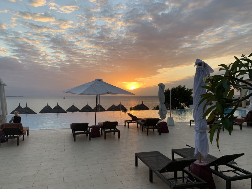 "Pool" Hotel Riu Palace Zanzibar Adults only (Kendwa) • HolidayCheck