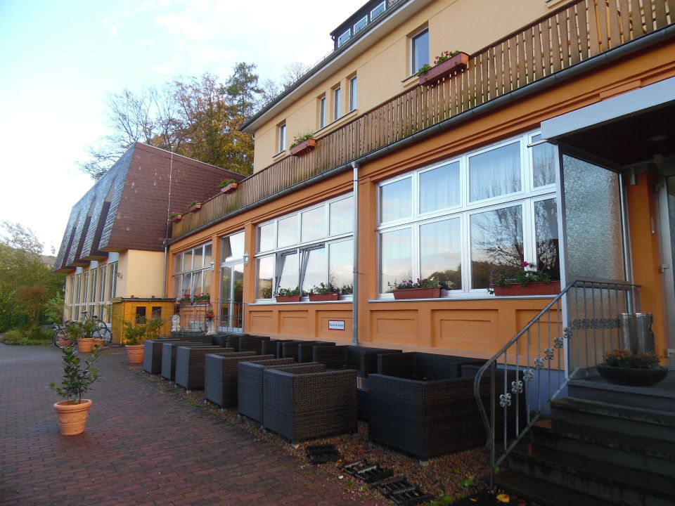 "Haus 1 mit Restaurant und Haus 2" BSW Hotel Lindenbach