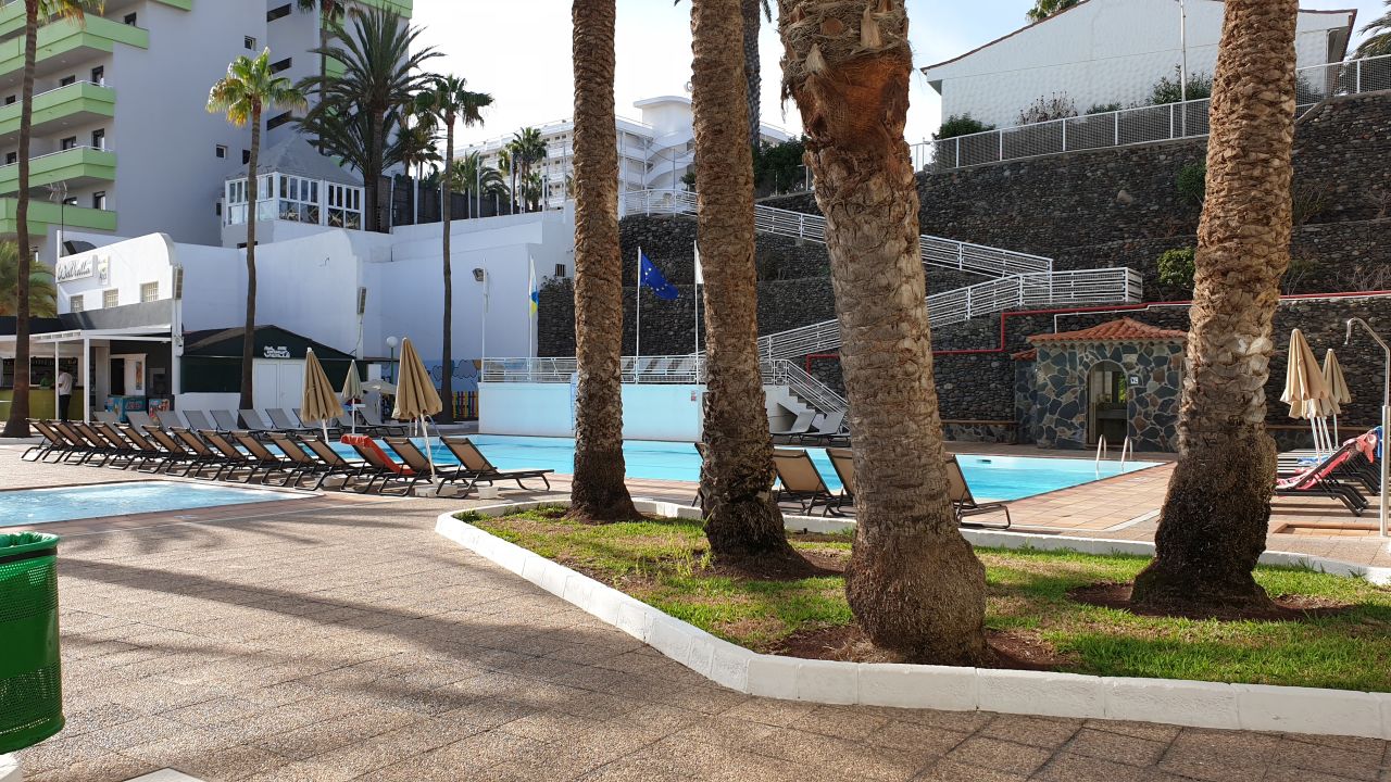 "Pool" Alsol Apartamentos Walhalla (Playa del Ingles) • HolidayCheck