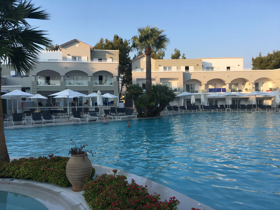 Pool Mitsis Rodos Village Beach Hotel Spa Kiotari Holidaycheck Rhodos Griechenland