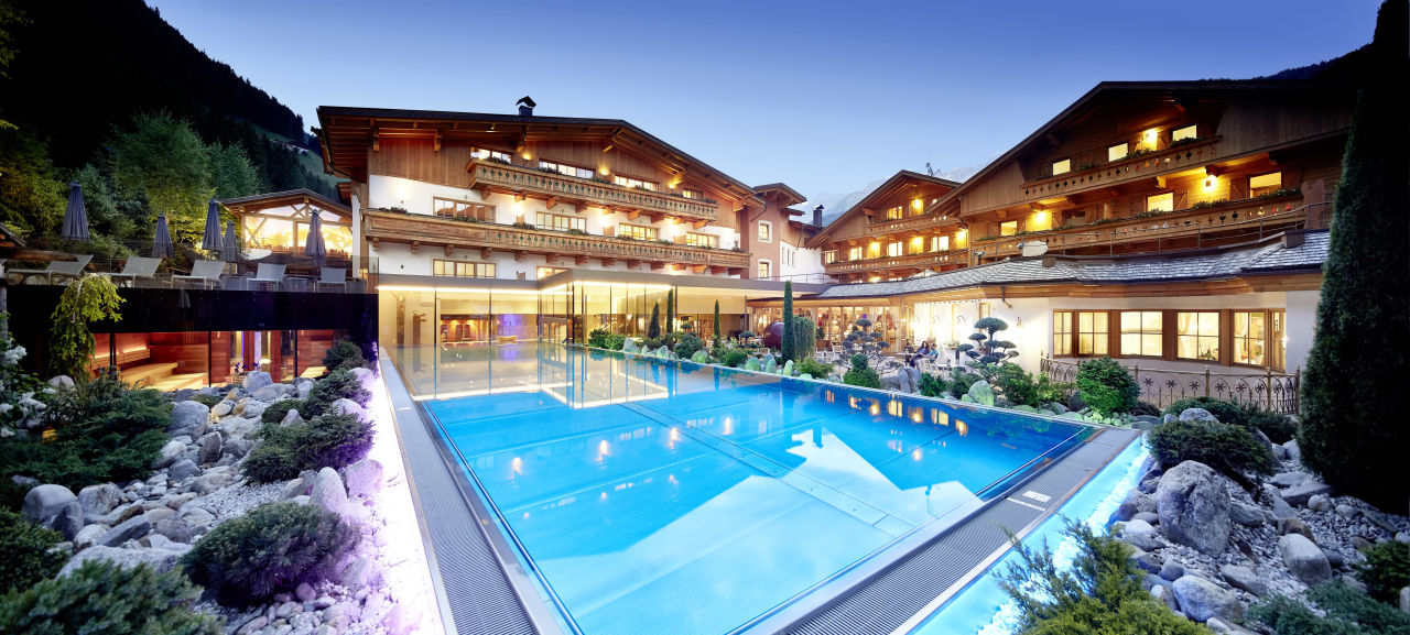 au-enansicht-hotel-quelle-nature-spa-resort-gsies-holidaycheck