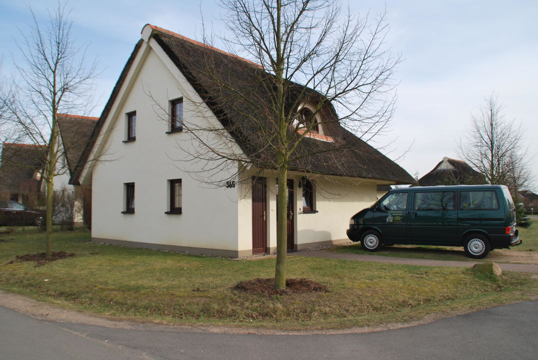 "Haus Typ c immer mit Parkplatz" Van der Valk Resort