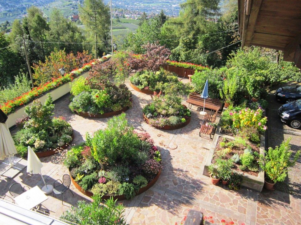 Friedas Garten Hotel Gasthof Tiroler Kreuz Tirolo Dorf Tirol