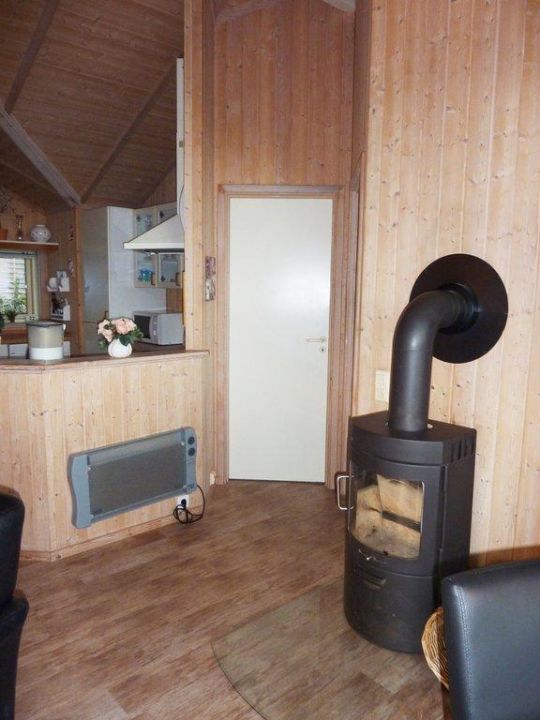 "Der Kaminofen, mit großem Sichtfenster im Haus 2" Lemke Ferienhäuser