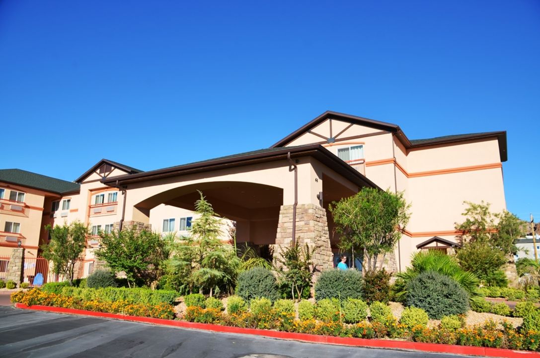 "Außenansicht" Best Western Plus Zion West Hotel (Toquerville