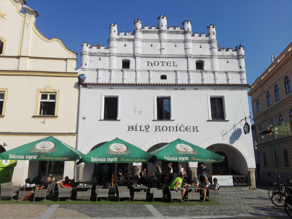 Außenansicht Hotel Bílý Koníček