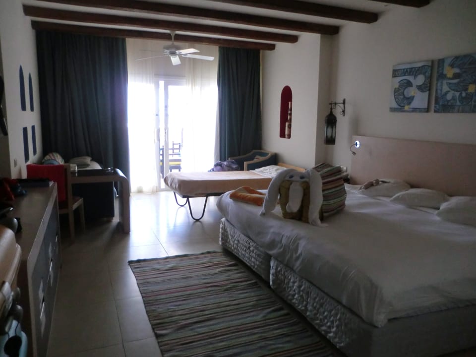 Double room with extra bed Hilton Marsa Alam Nubian Resort