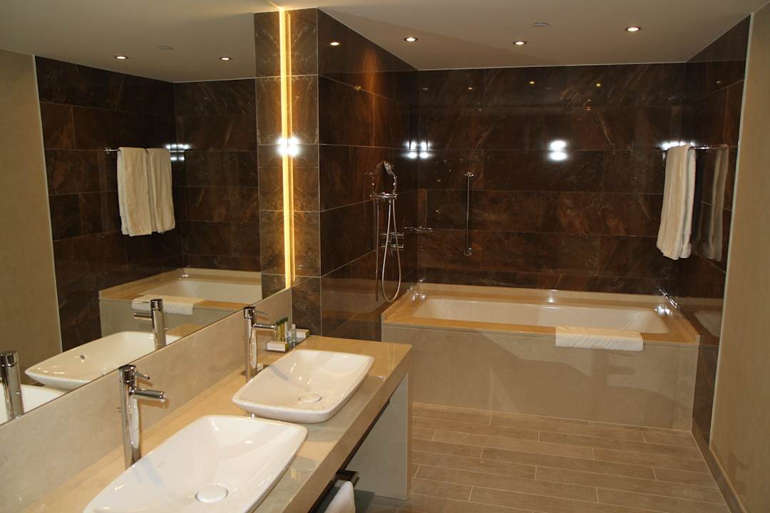 4060 DoubleTree by Hilton Hotel & Conference Centre Warsaw